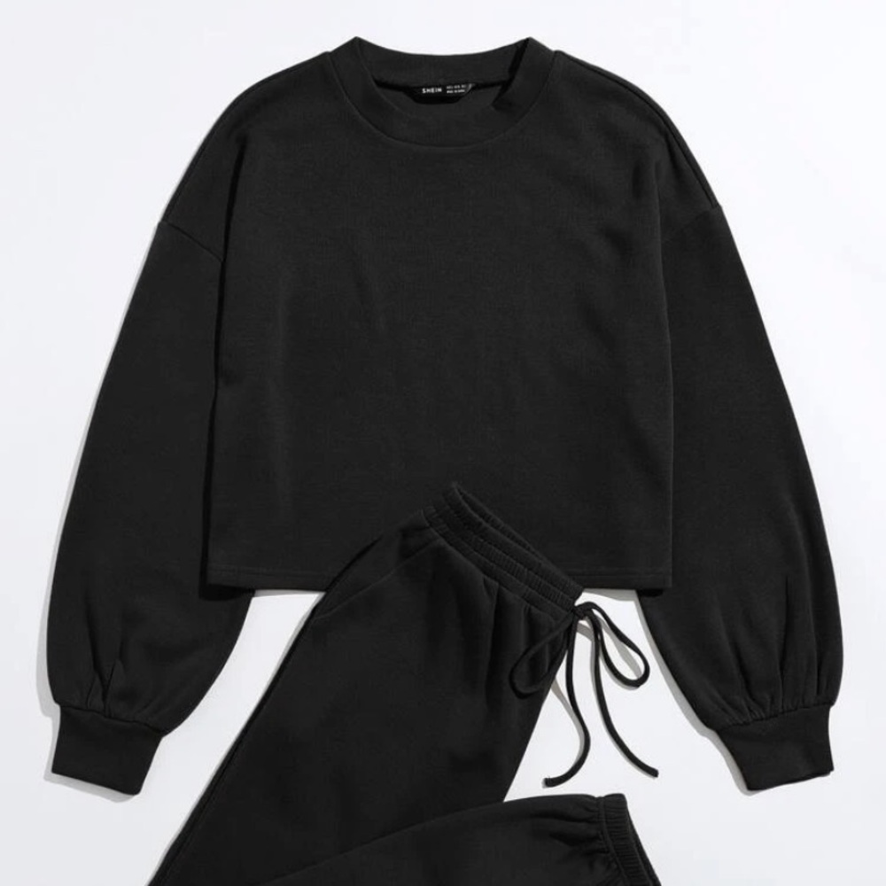 NEVER WORN solid pullover & sweatpants set